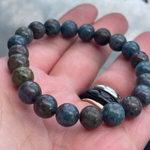 Ruby Fuchsite with Kyanite beaded bracelet 6.75” crystal healing emotional suppo